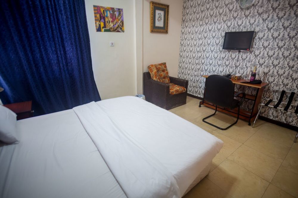 Tribeca Hotel Ghana Аккра Экстерьер фото
