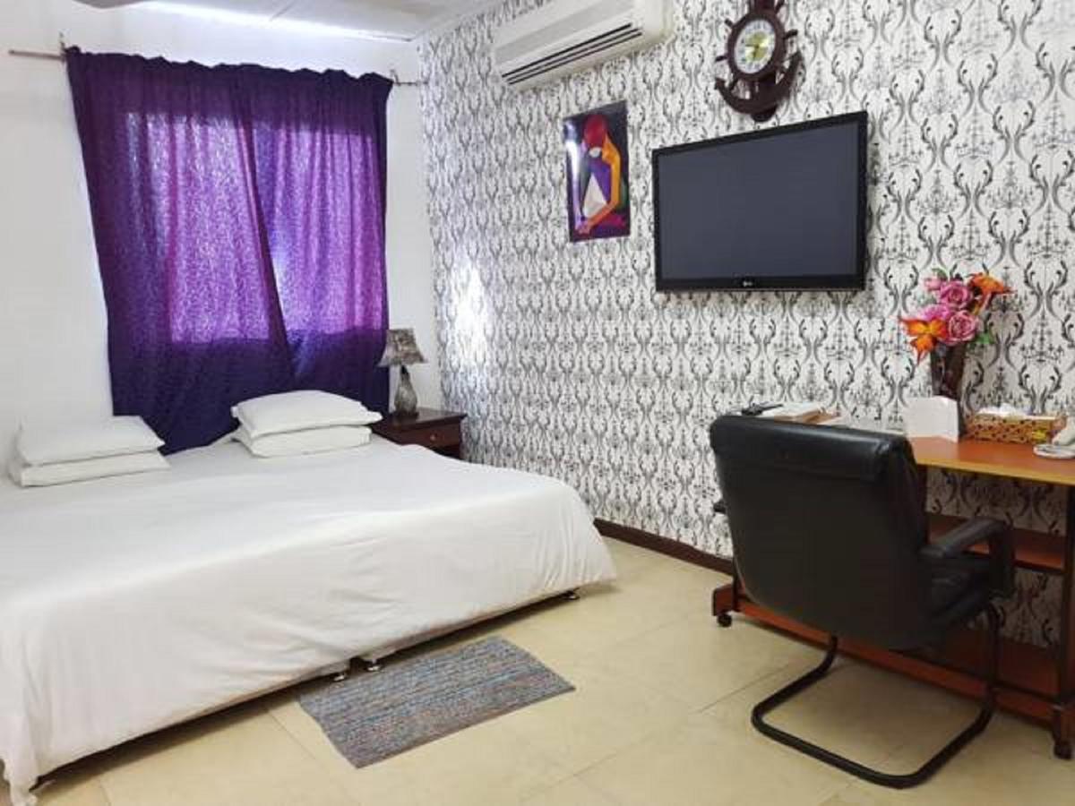 Tribeca Hotel Ghana Аккра Экстерьер фото