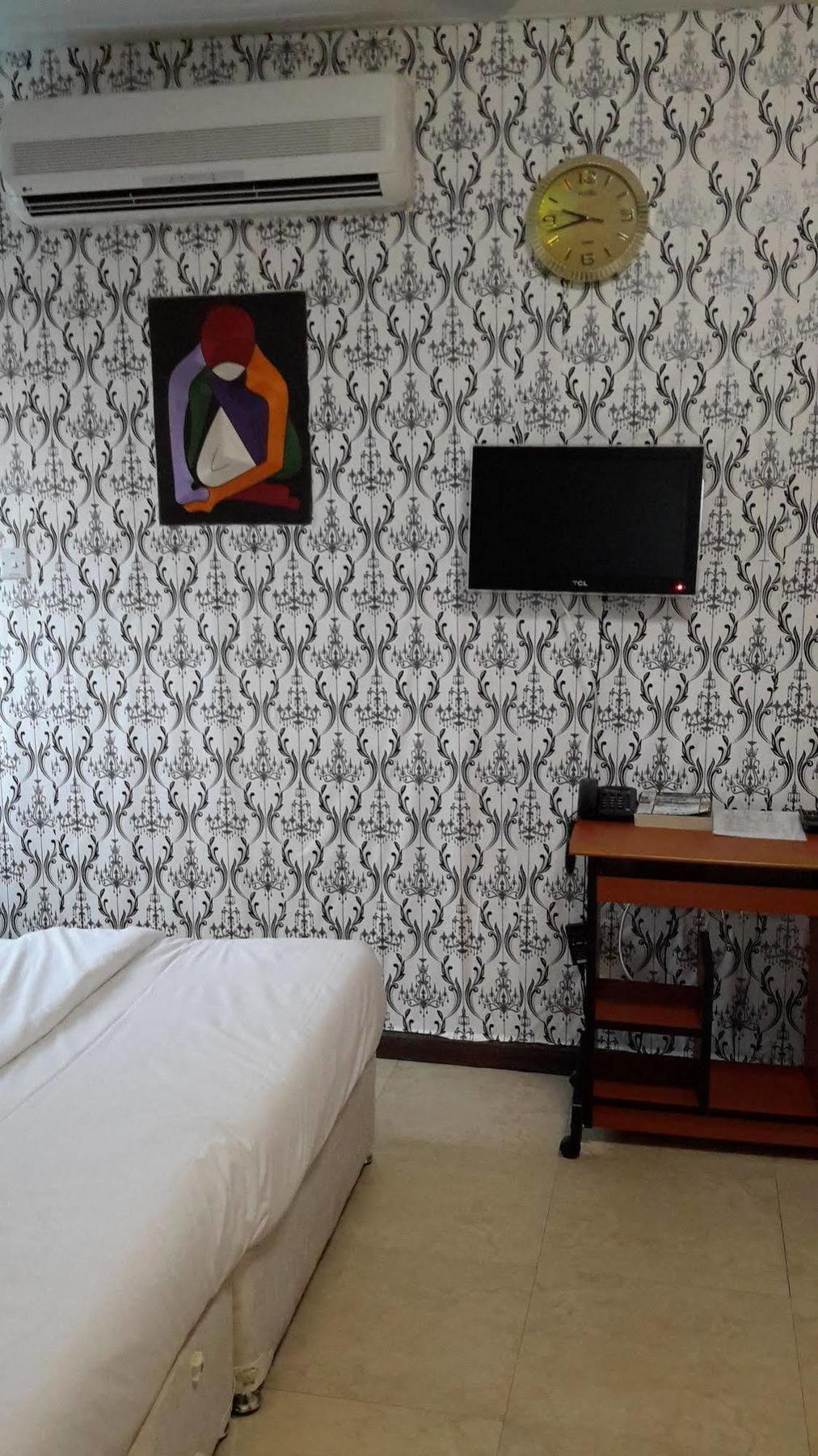 Tribeca Hotel Ghana Аккра Экстерьер фото